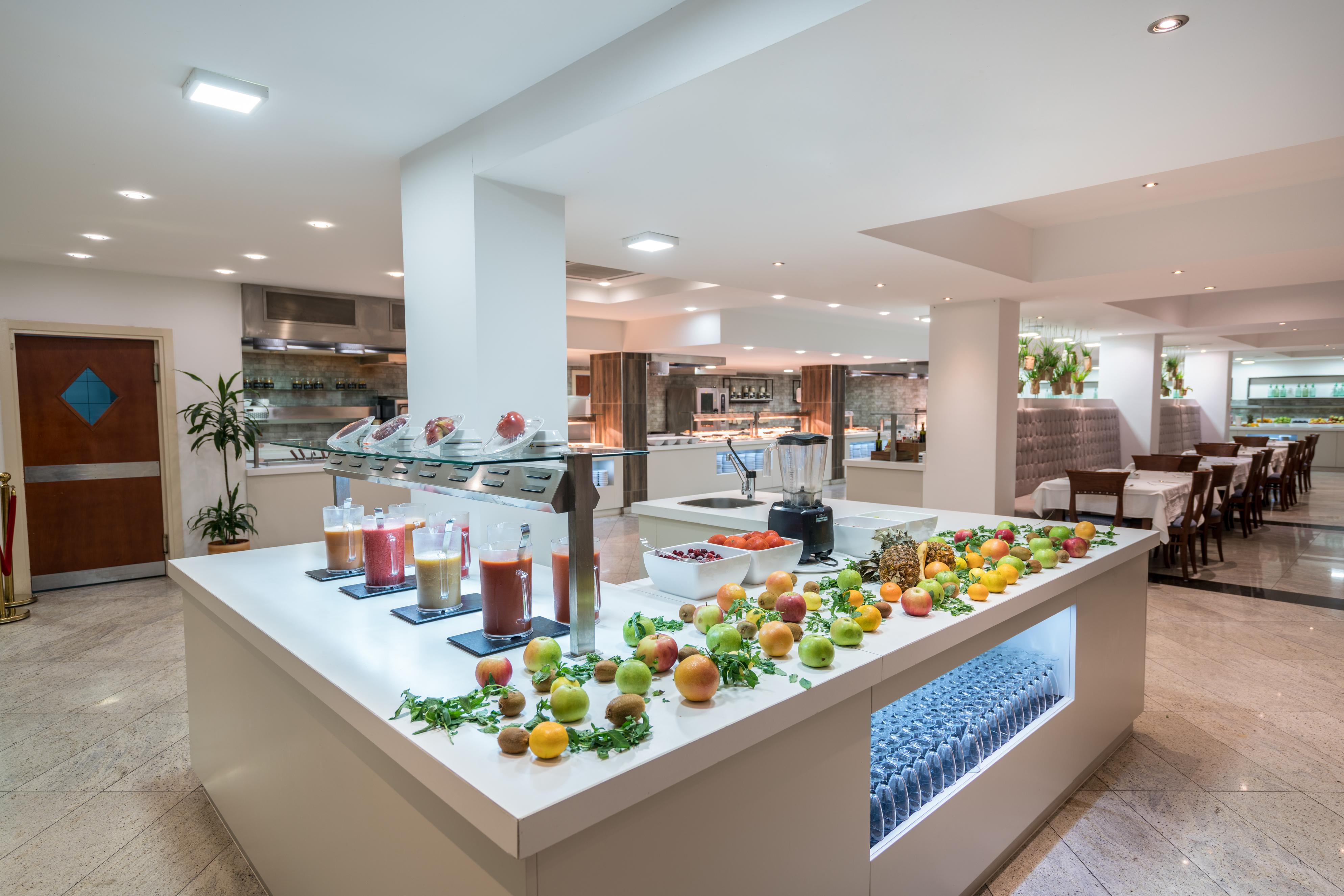 Iberostar Waves Bellevue 4*