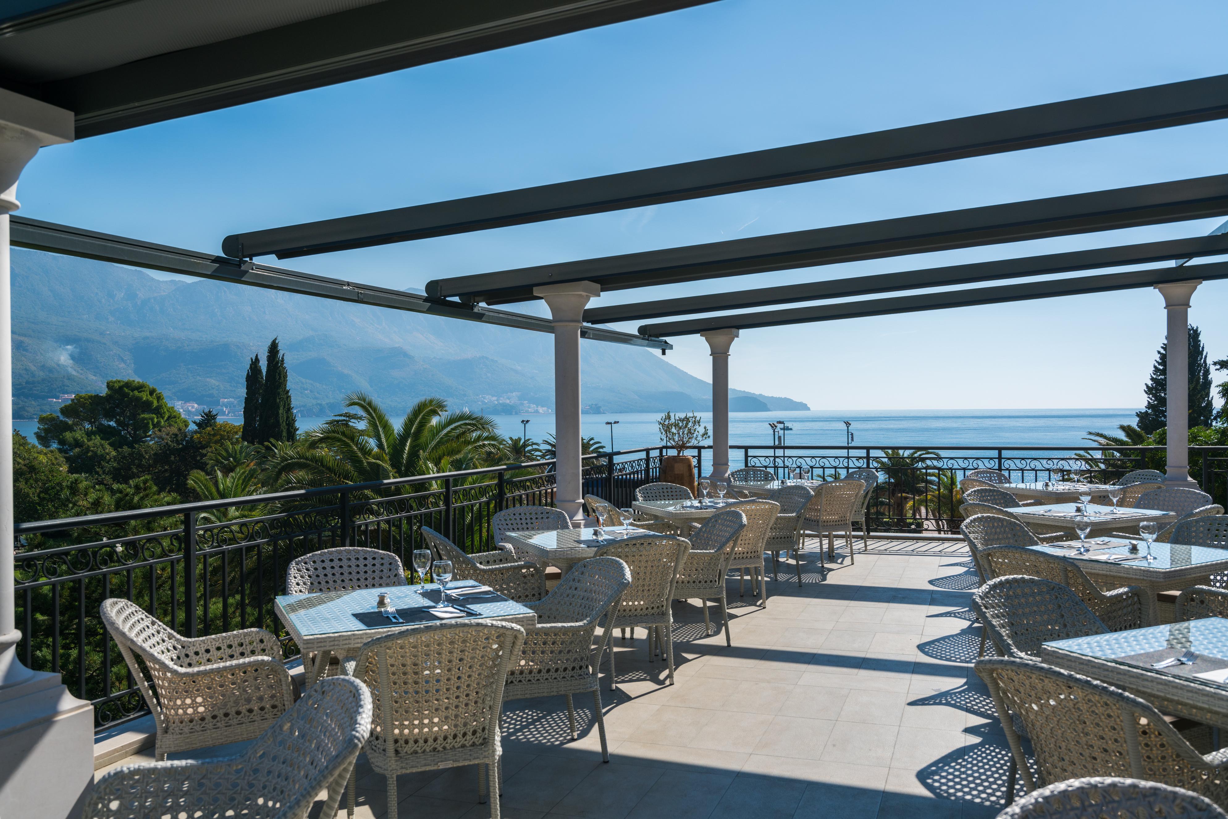 Hotel Iberostar Waves Bellevue 4*