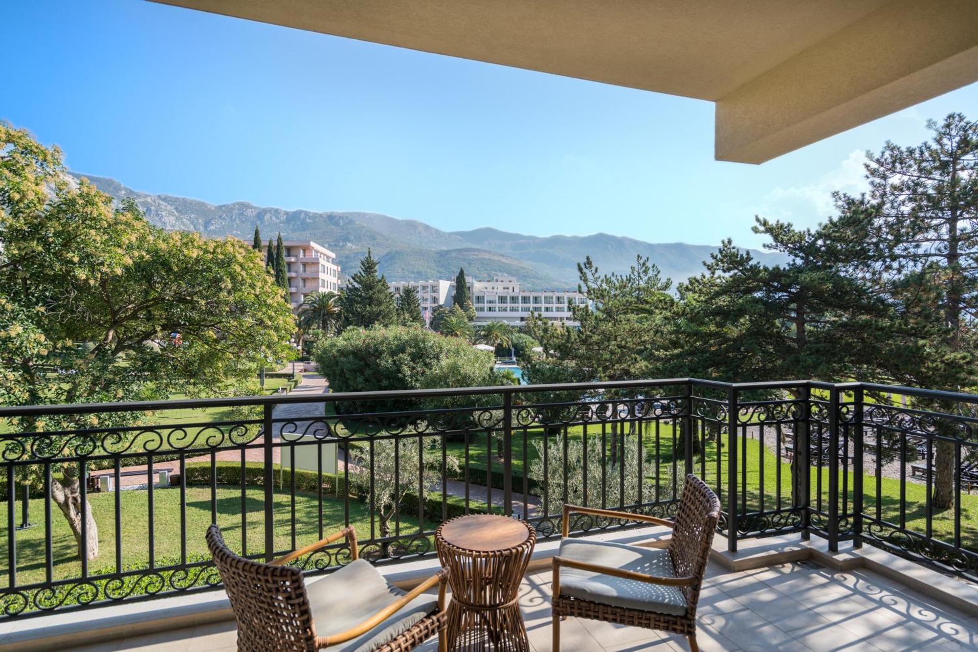 Iberostar Waves Bellevue 4*