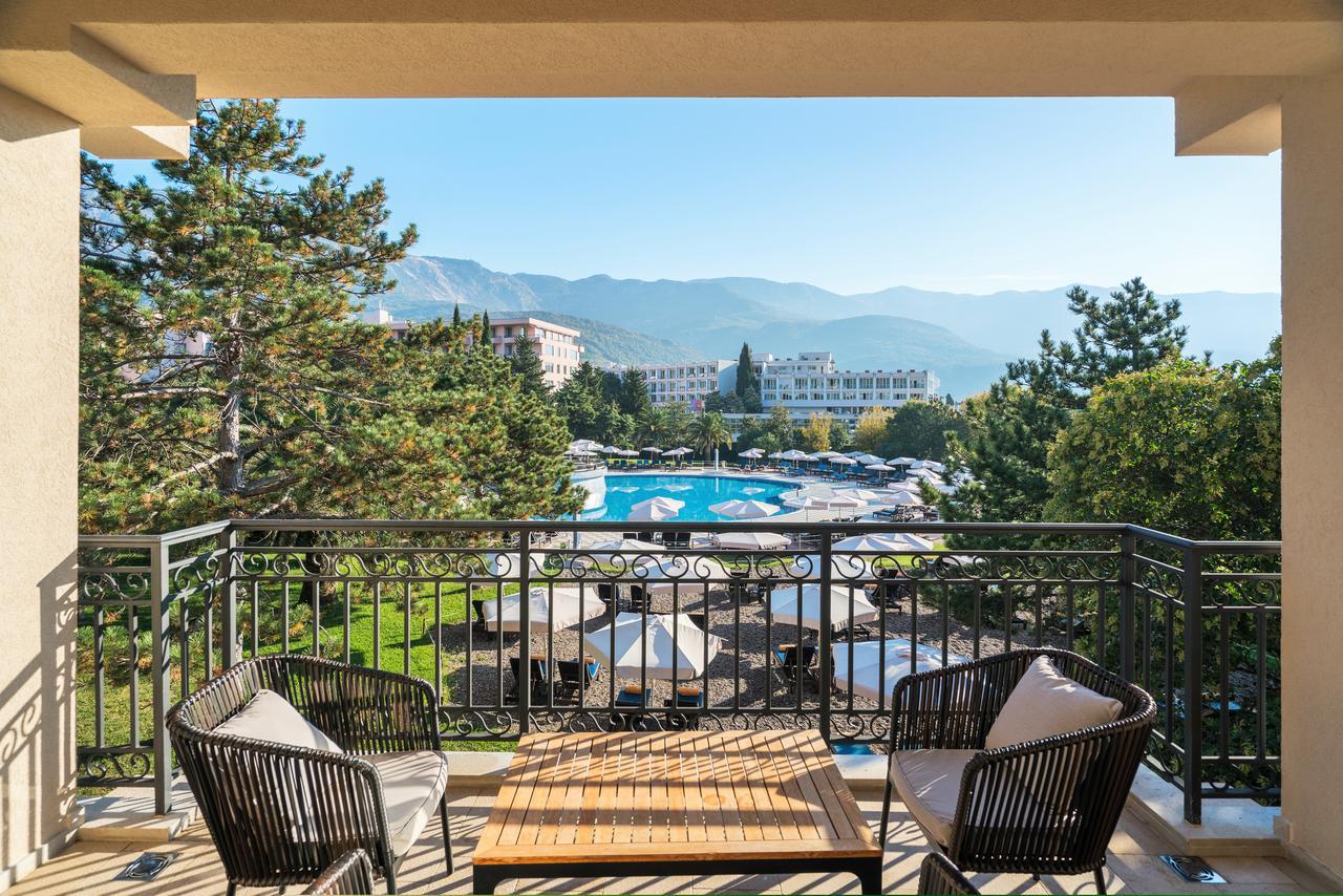 Hotel Iberostar Waves Bellevue 4*