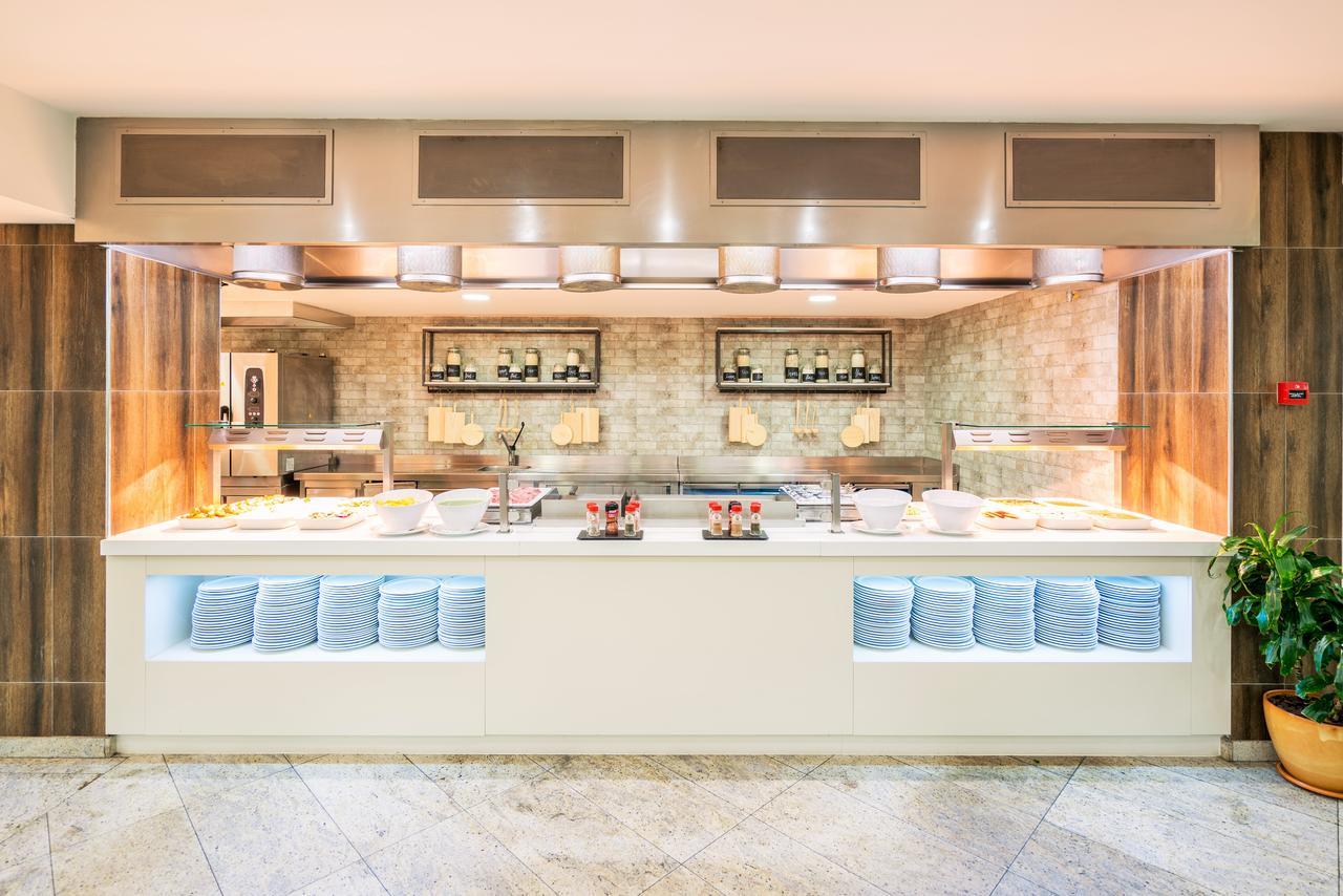 Iberostar Waves Bellevue 4* Becici (Budva)