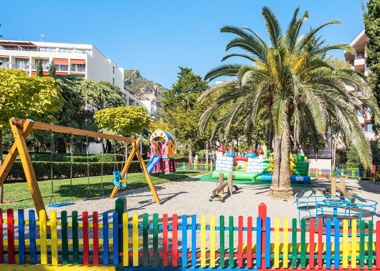 Hotel Iberostar Waves Bellevue 4*